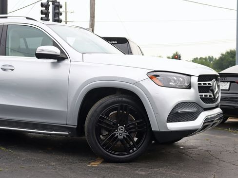 Used 2020 Mercedes-Benz GLS 450 4MATIC image 3
