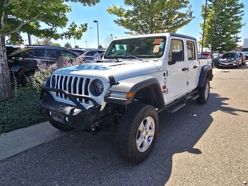 Used 2020 Jeep Gladiator Rubicon AWD/4WD image 18