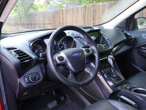 Used 2016 Ford Escape Titanium w/ Equipment Group 301A AWD/4WD image 15