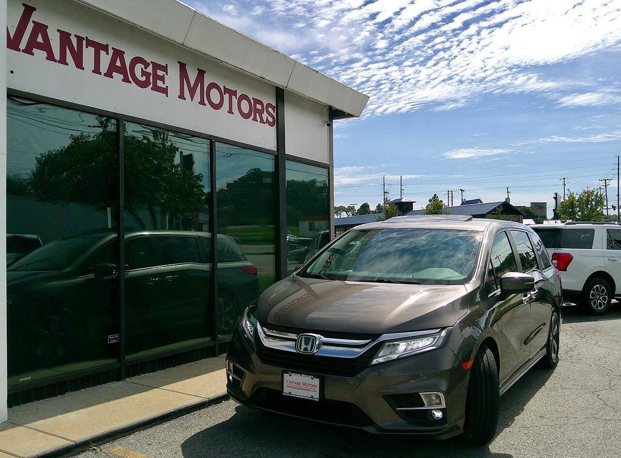 Used 2018 Honda Odyssey Touring image 1