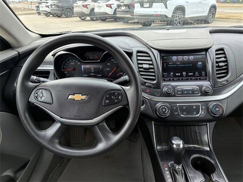 Used 2018 Chevrolet Impala LS image 16