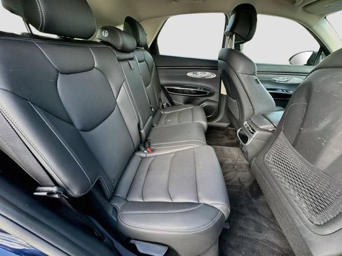 Used 2023 Genesis GV70 2.5T AWD/4WD image 34