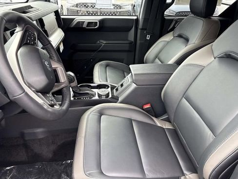 New 2026 Ford Bronco Outer Banks image 21