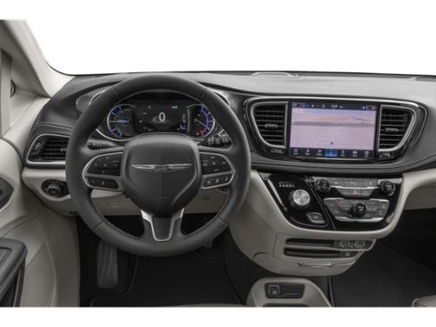 Used 2024 Chrysler Pacifica Limited FWD image 4