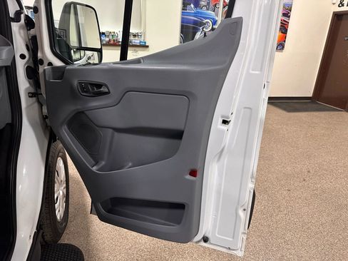 Used 2016 Ford Transit 150 148 Medium Roof image 17