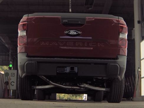 Used 2026 Ford Maverick Lariat w/ 4K Tow Package AWD/4WD image 8