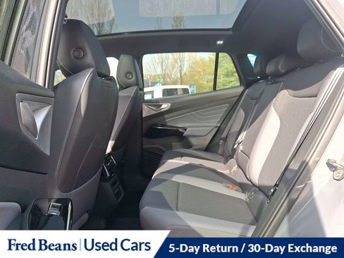 Certified 2023 Volkswagen ID.4 Pro S Plus AWD/4WD image 10