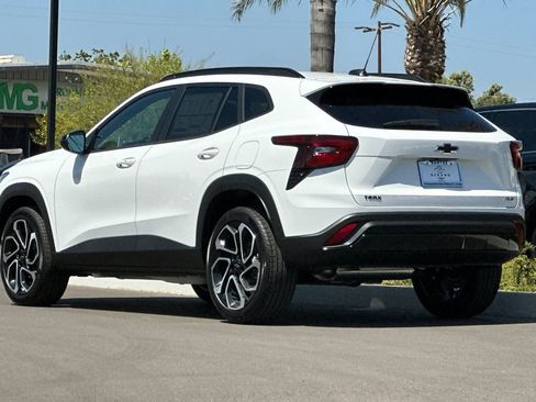 New 2026 Chevrolet Trax RS w/ Driver Confidence Package FWD image 6
