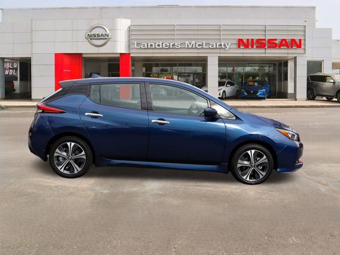 Used 2020 Nissan Leaf SL Plus image 2