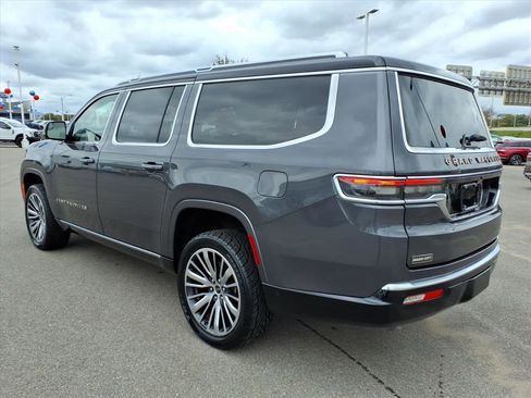 Used 2024 Jeep Grand Wagoneer L Series III image 3