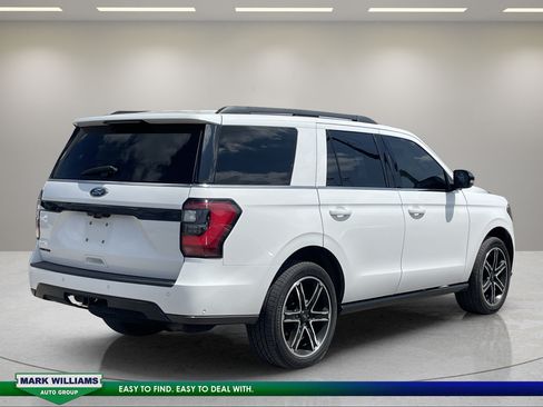 Used 2019 Ford Expedition Limited w/ Equipment Group 303A AWD/4WD image 5