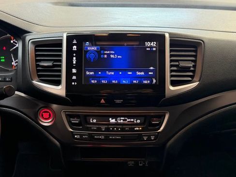 Used 2020 Honda Ridgeline Sport image 13