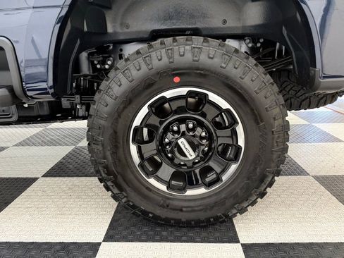 New 2025 Ford F250 Lariat w/ Lariat Ultimate Package image 10