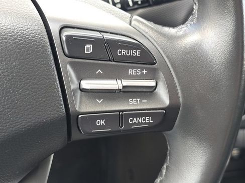 Used 2018 Hyundai Kona Limited AWD/4WD image 36