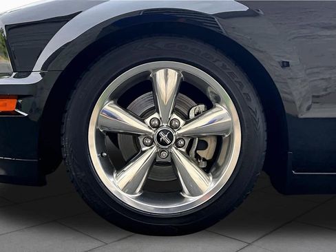 Used 2007 Ford Mustang GT Premium RWD image 9