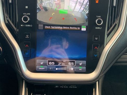 Certified 2023 Subaru Outback Limited AWD/4WD image 8