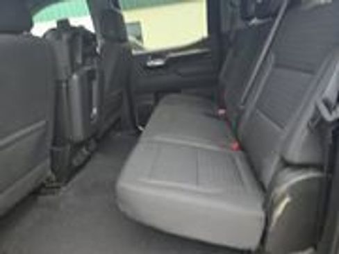 Used 2022 Chevrolet Silverado 1500 LT image 4