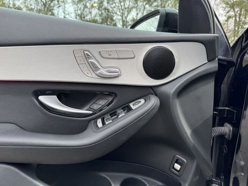 Certified 2022 Mercedes-Benz GLC 300 image 6