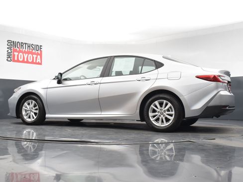 Used 2025 Toyota Camry LE image 26