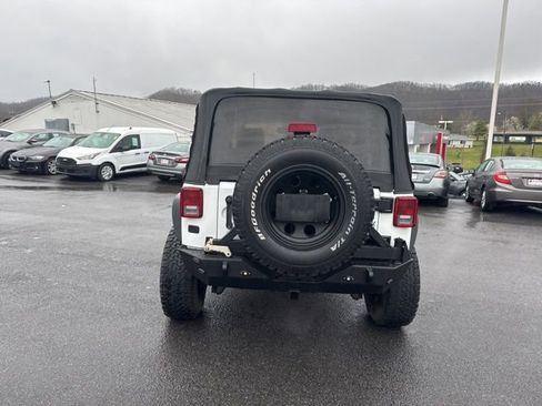 Used 2015 Jeep Wrangler Willys Wheeler image 7