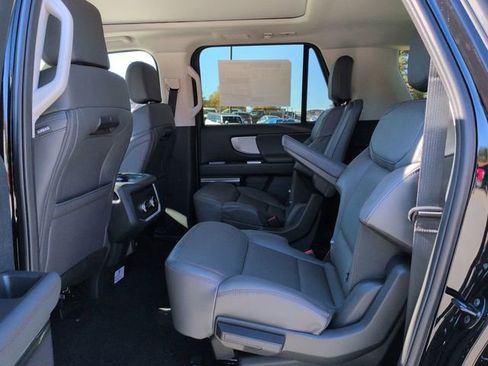 New 2025 Ford Expedition Max Active image 14