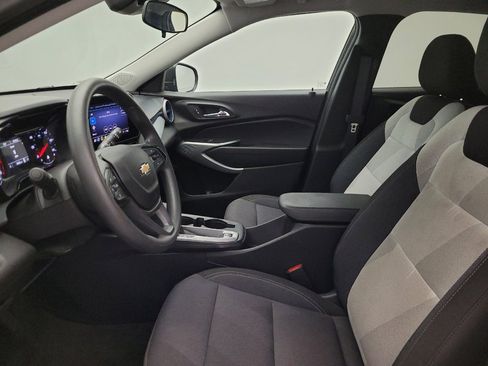 Used 2024 Chevrolet Trax LS FWD image 17