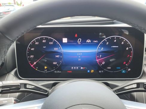 Used 2025 Mercedes-Benz C 300 4MATIC Sedan image 6