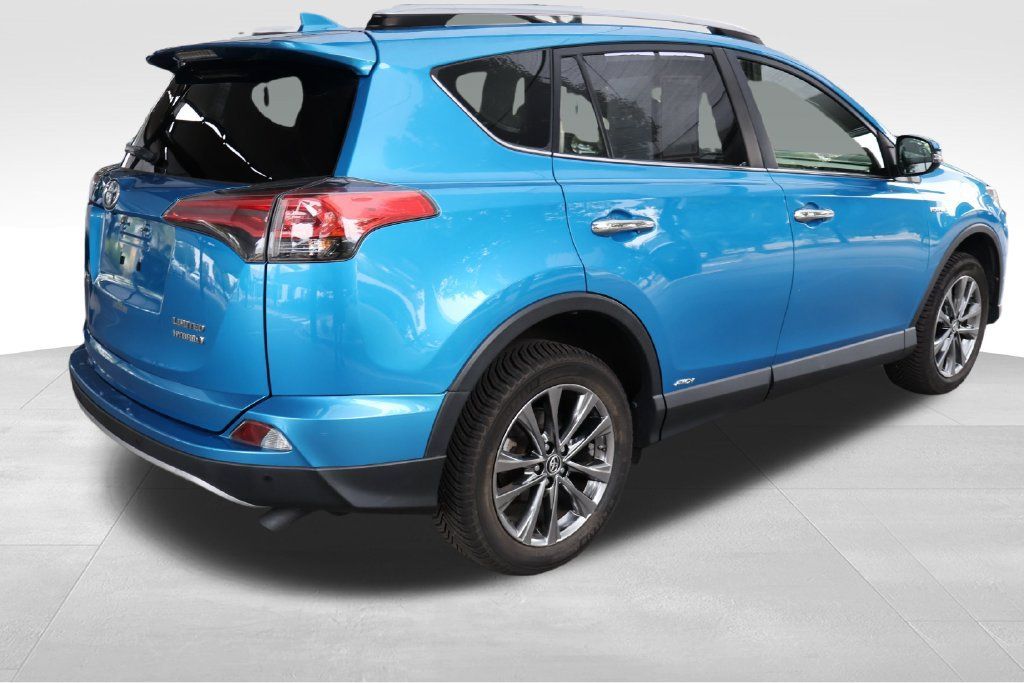 Certified 2018 Toyota RAV4 Limited w/ Advanced Technology Package AWD/4WD image 16
