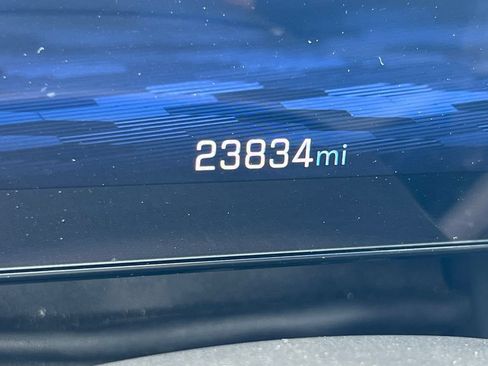 Used 2026 Chevrolet Equinox LT AWD/4WD image 4