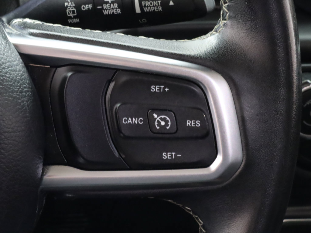 Used 2019 Jeep Wrangler Unlimited Sahara w/ LED Lighting Group AWD/4WD image 14