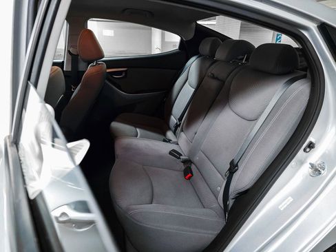 Used 2014 Hyundai Elantra SE w/ Option Group 02 image 21