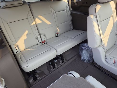 New 2026 GMC Yukon XL Denali w/ Denali Reserve Package AWD/4WD image 22