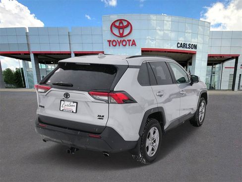 Certified 2022 Toyota RAV4 XLE image 5