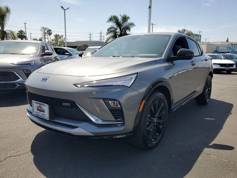 New 2026 Buick Envista Sport Touring image 2