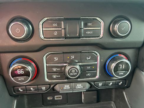 Used 2021 Chevrolet Tahoe Premier image 28