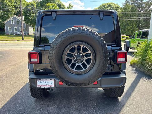 Used 2022 Jeep Wrangler Unlimited Sport AWD/4WD image 5