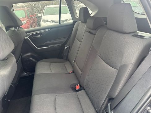 Used 2021 Toyota RAV4 XLE w/ Convenience Package AWD/4WD image 35