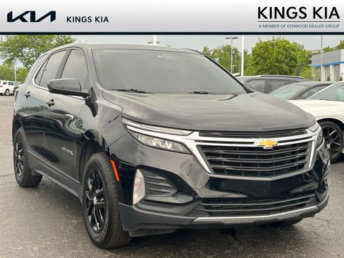 Used 2022 Chevrolet Equinox LT AWD/4WD image 1