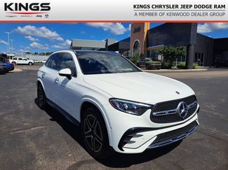 Used 2024 Mercedes-Benz GLC 300 4MATIC video 1