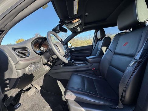Used 2025 Dodge Durango GT image 14