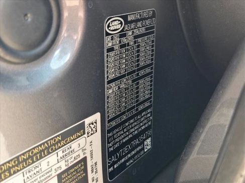 Used 2023 Land Rover Range Rover Velar R-Dynamic S image 25