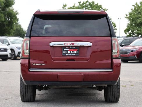 Used 2017 GMC Yukon Denali w/ Open Road Package AWD/4WD image 10