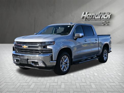 Used 2019 Chevrolet Silverado 1500 LTZ w/ LTZ Convenience Package image 6
