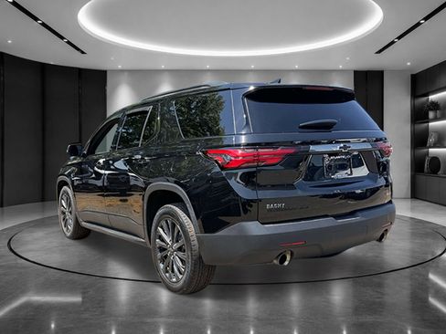 Certified 2023 Chevrolet Traverse RS w/ LPO, Floor Liner Package AWD/4WD image 4