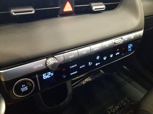 Certified 2024 Hyundai Ioniq 5 SE RWD image 7