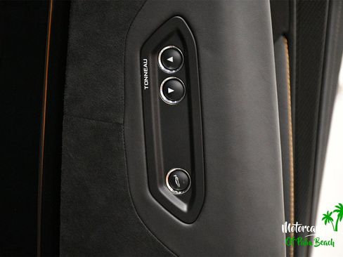 Used 2023 McLaren 720S Spider image 26