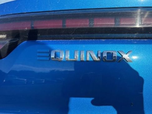 Used 2024 Chevrolet Equinox EV LT FWD image 9