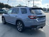 Used 2025 Honda Pilot Touring image 5