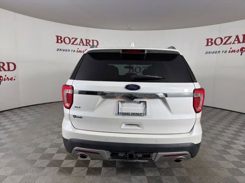 Used 2017 Ford Explorer XLT w/ Equipment Group 202A FWD image 7