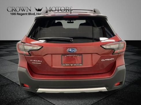 Used 2025 Subaru Outback Limited AWD/4WD image 3